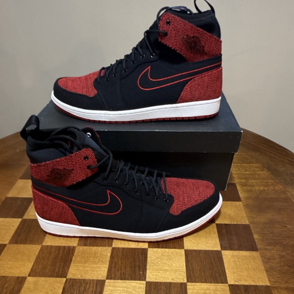 Size 15 Jordan Air Jordan 1 Ultra High Banned Black Red White 844700-001